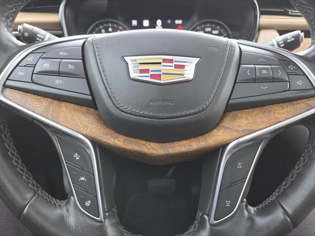 2022 Cadillac XT5 AWD Premium Luxury