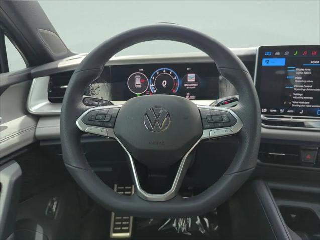 2026 Volkswagen Tiguan SE R-Line Black