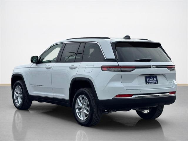 2026 Jeep Grand Cherokee Laredo 4x2