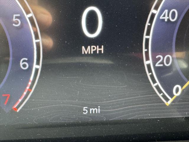 2026 Jeep Grand Cherokee Laredo 4x2