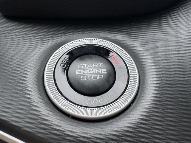 2026 Jeep Grand Cherokee Laredo 4x2