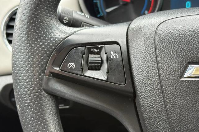 2015 Chevrolet Cruze 1LT Auto