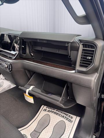 2026 GMC Sierra 1500 Crew Cab, Short Bed, SLE, 4WD