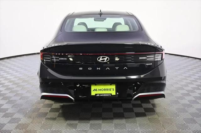 2026 Hyundai Sonata Hybrid SEL