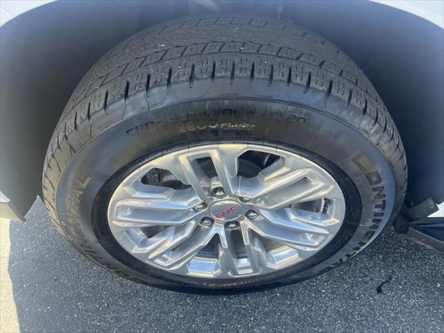 2023 GMC Yukon 4WD SLT