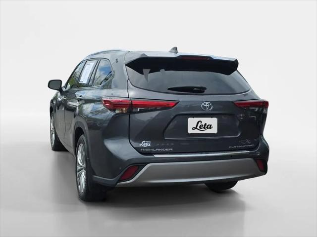 2023 Toyota Highlander Platinum