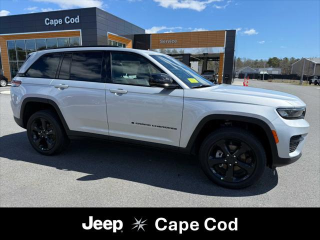 2025 Jeep Grand Cherokee GRAND CHEROKEE ALTITUDE X 4X4