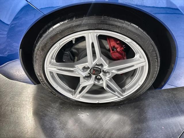 2021 Chevrolet Corvette Stingray RWD Convertible 2LT