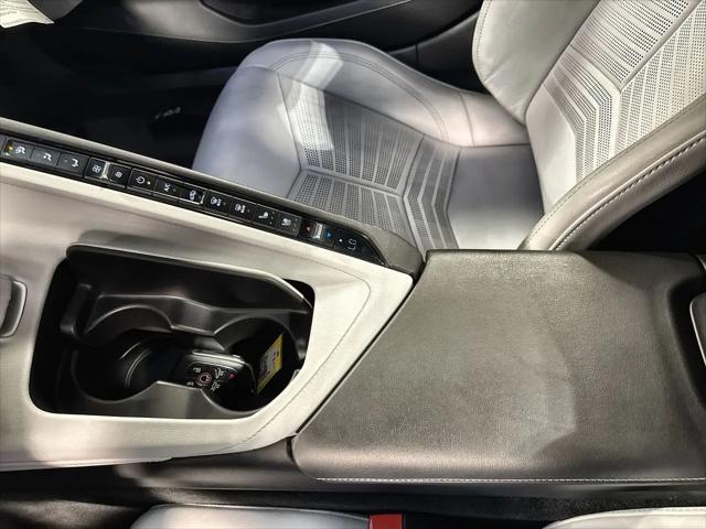 2021 Chevrolet Corvette Stingray RWD Convertible 2LT