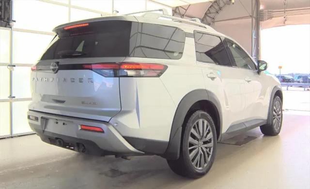 2023 Nissan Pathfinder SL 4WD