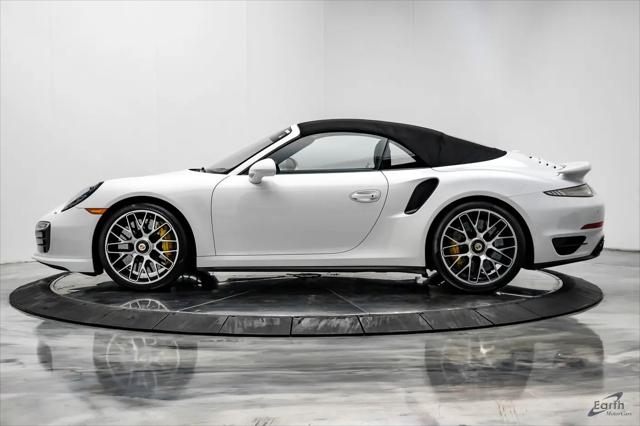 2016 Porsche 911 Turbo S