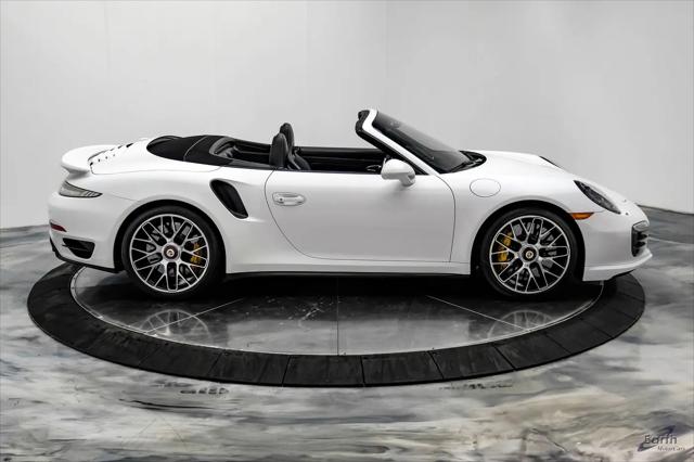 2016 Porsche 911 Turbo S