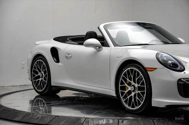2016 Porsche 911 Turbo S