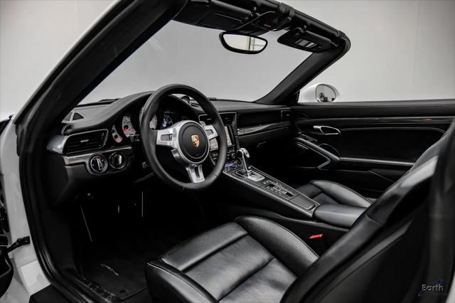 2016 Porsche 911 Turbo S