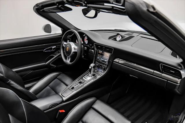 2016 Porsche 911 Turbo S
