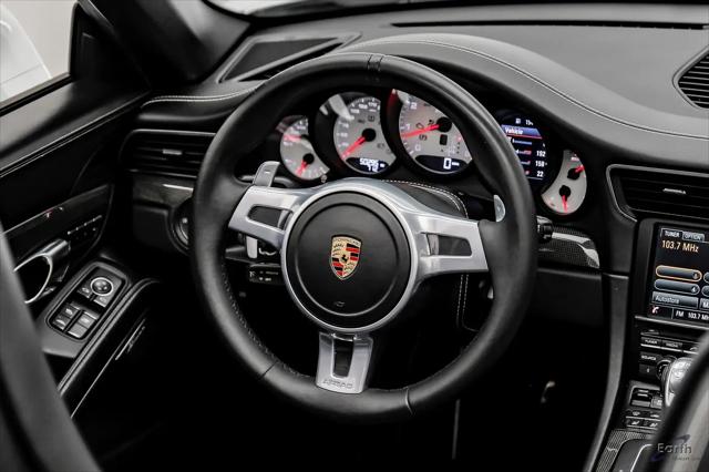 2016 Porsche 911 Turbo S
