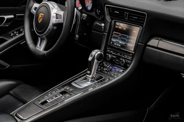 2016 Porsche 911 Turbo S