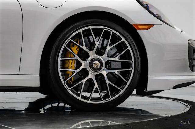 2016 Porsche 911 Turbo S