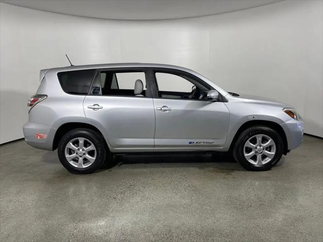 2014 Toyota RAV4 EV EV