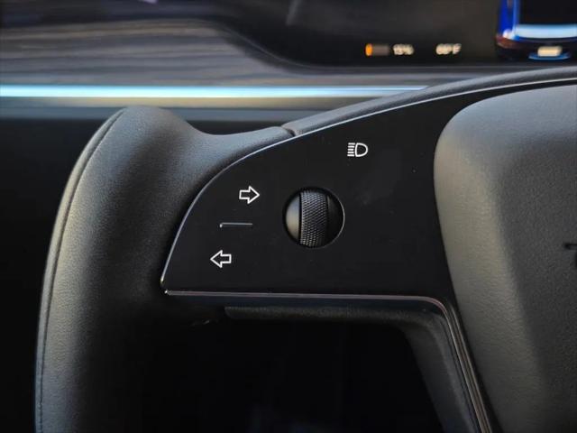 2023 Tesla Model X Standard Range