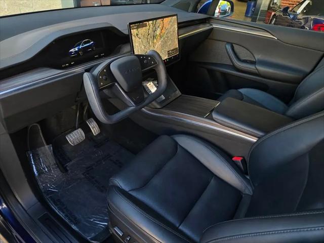2023 Tesla Model X Standard Range