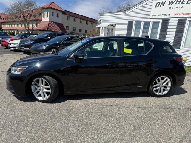 2015 Lexus CT 200h CT 200h Hatchback 4D
