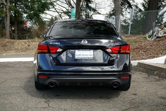 2021 Nissan Altima SR FWD