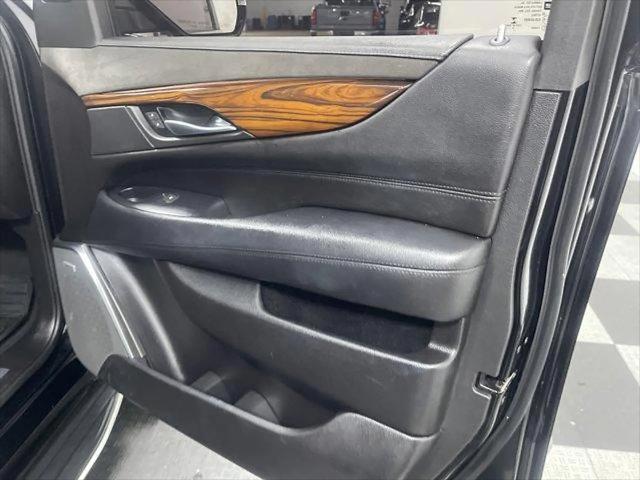 2017 Cadillac Escalade ESV Premium Luxury