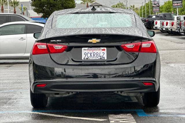 2022 Chevrolet Malibu FWD 1FL