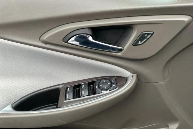 2022 Chevrolet Malibu FWD 1FL