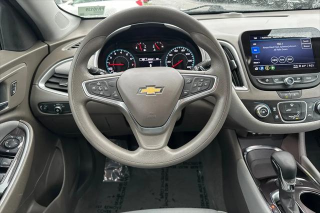 2022 Chevrolet Malibu FWD 1FL