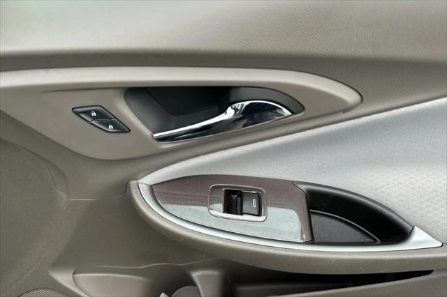 2022 Chevrolet Malibu FWD 1FL