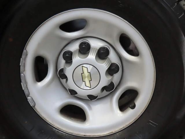 2023 Chevrolet Express Passenger RWD 3500 Extended Wheelbase LS