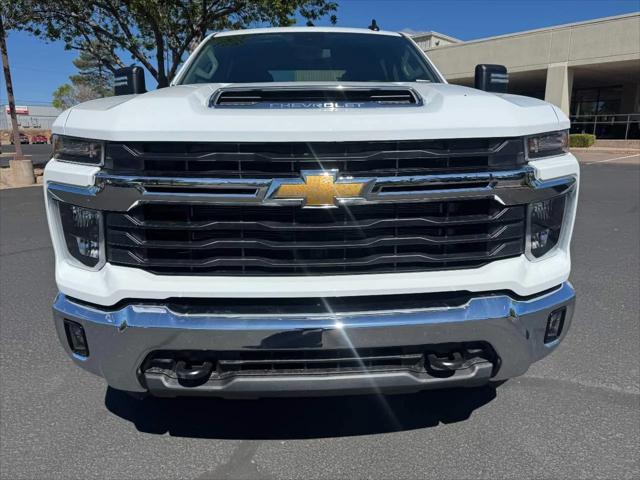 2026 Chevrolet Silverado 2500HD Crew Cab, Standard Bed, LT, 4WD