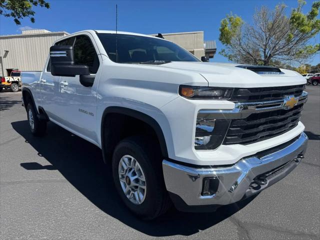2026 Chevrolet Silverado 2500HD Crew Cab, Standard Bed, LT, 4WD