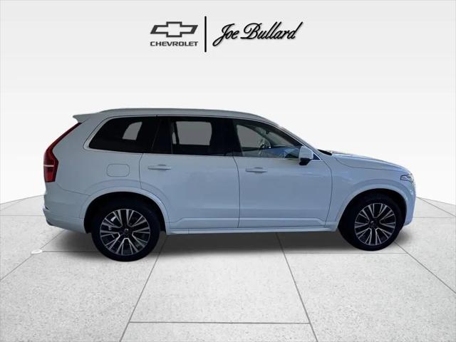 2021 Volvo XC90 T6 Momentum 7 Passenger