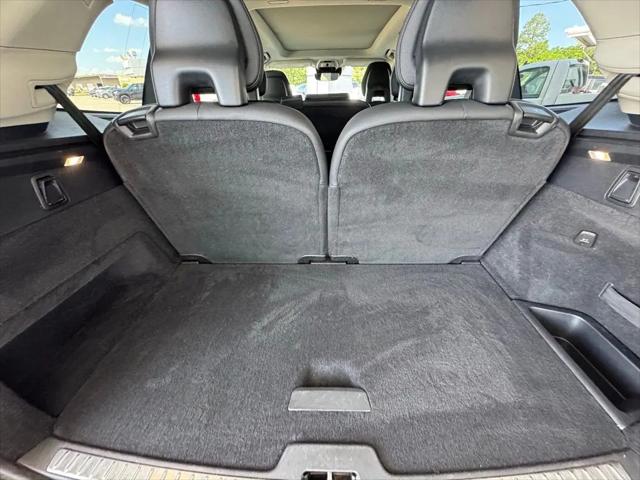 2021 Volvo XC90 T6 Momentum 7 Passenger