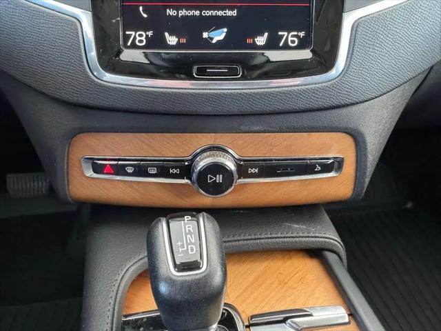 2021 Volvo XC90 T6 Momentum 7 Passenger
