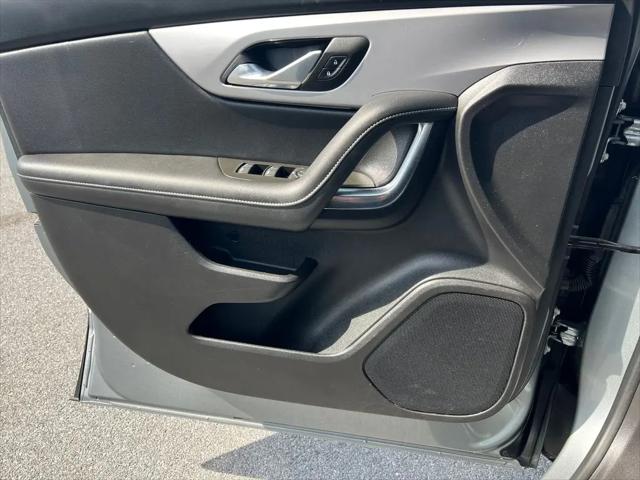 2025 Chevrolet Blazer AWD 2LT