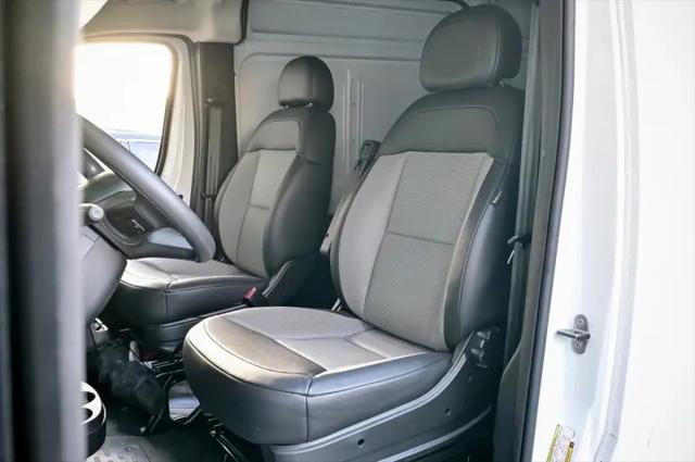 2025 Ram ProMaster 2500 Cargo Van Tradesman High Roof 159" WB w/Pass Seat