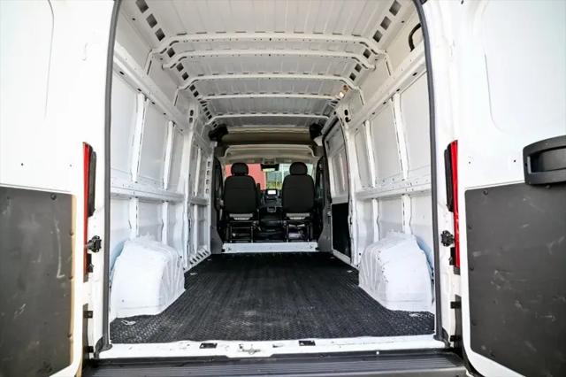 2025 Ram ProMaster 2500 Cargo Van Tradesman High Roof 159" WB w/Pass Seat