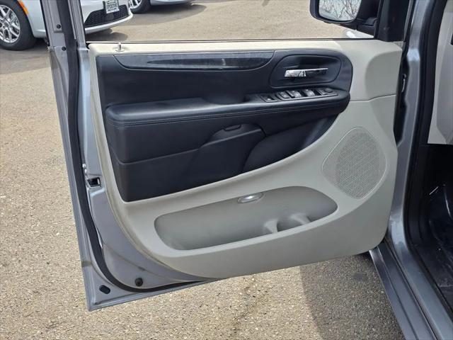 2014 Dodge Grand Caravan SE