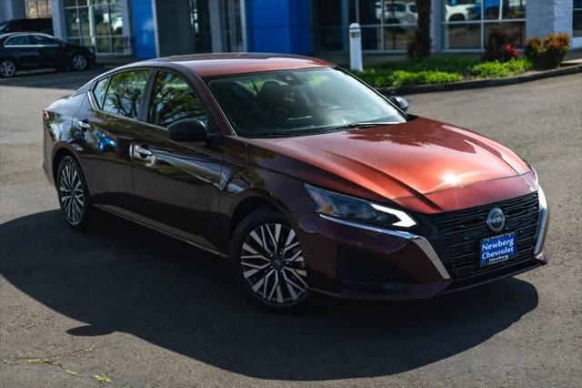 2024 Nissan Altima SV FWD