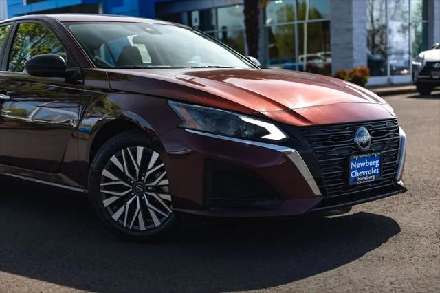 2024 Nissan Altima SV FWD