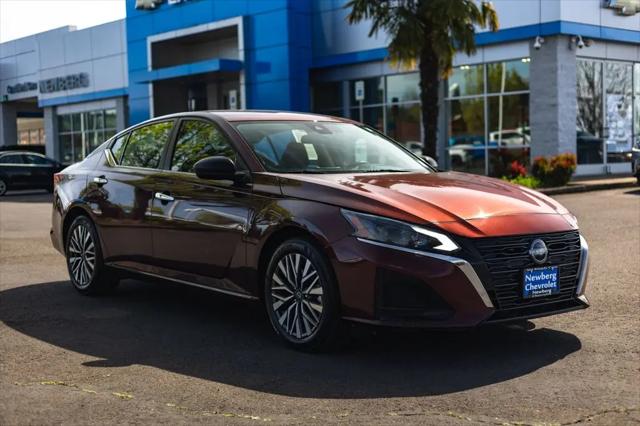 2024 Nissan Altima SV FWD