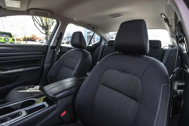2024 Nissan Altima SV FWD