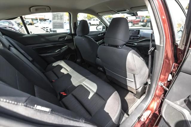 2024 Nissan Altima SV FWD