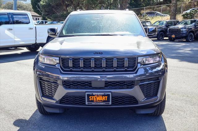 2026 Jeep Grand Cherokee L Altitude 4x4