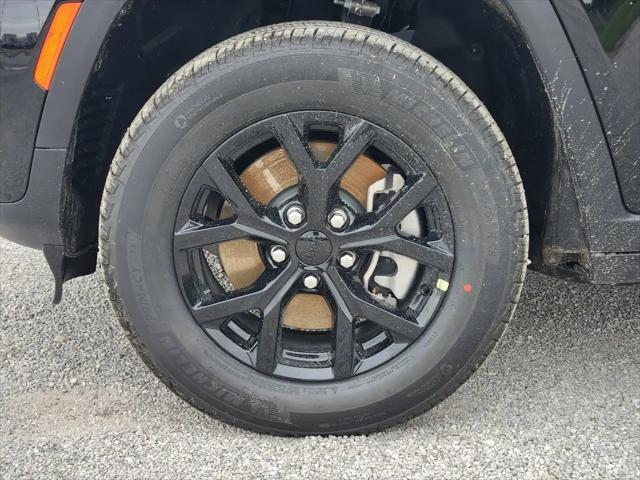 2026 Jeep Grand Cherokee L Altitude 4x2