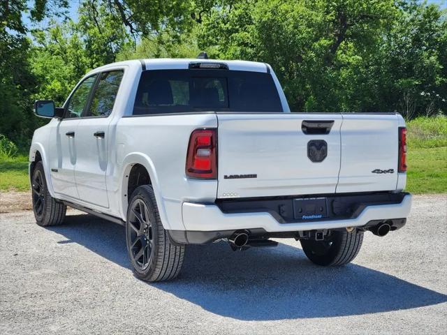 2026 Ram 1500 Laramie Crew Cab 4x4 5'7" Box